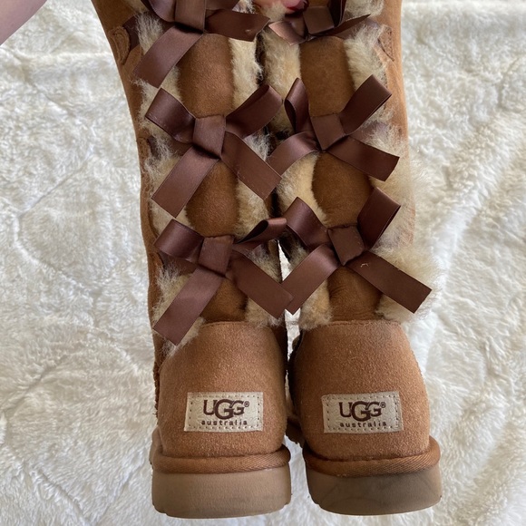 UGG Shoes - UGGS Tall Bailey Bow